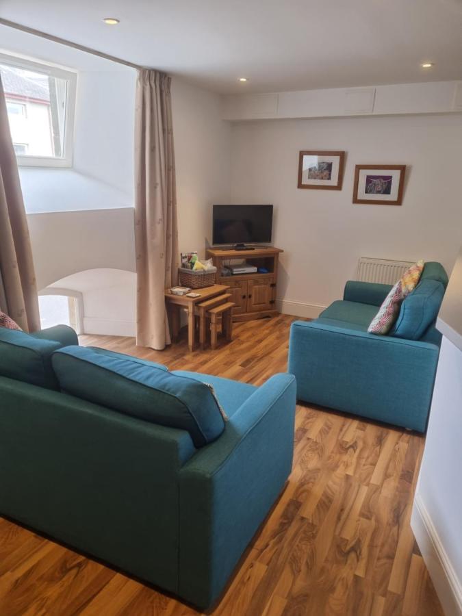 Stunning Spacious Apartment On River Ness إينفيرنيس المظهر الخارجي الصورة