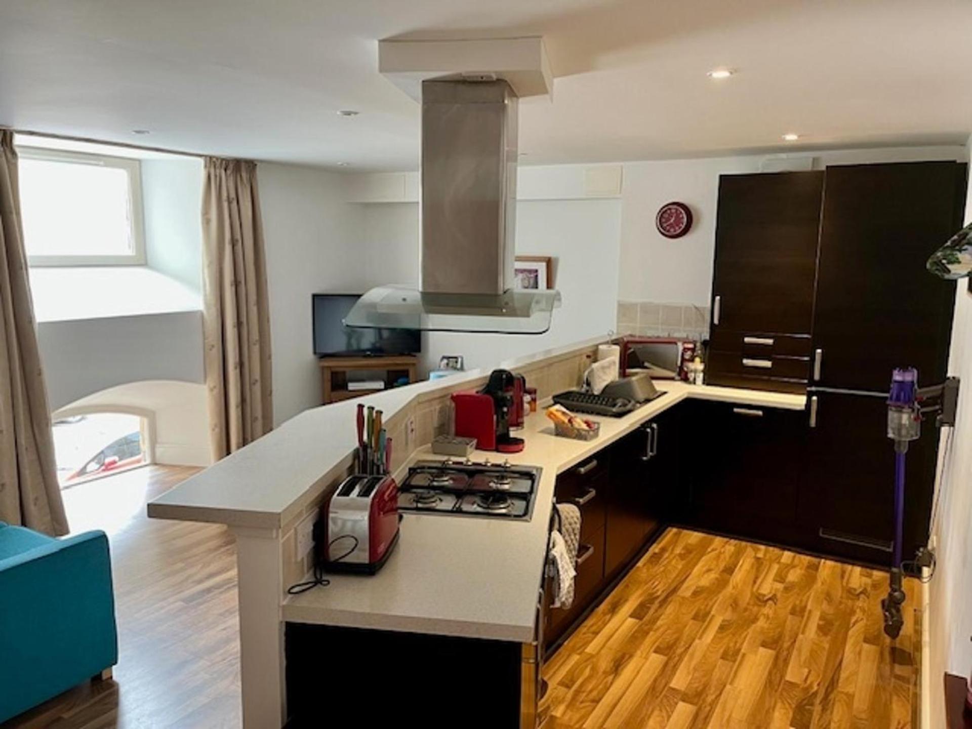 Stunning Spacious Apartment On River Ness إينفيرنيس المظهر الخارجي الصورة
